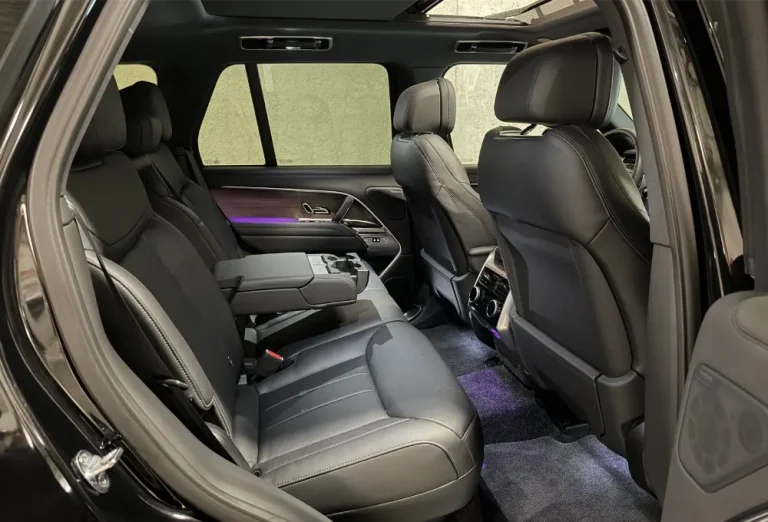 04_ab_lease_temp_Range_Rover_P_460_e_HSE_Edition_Santorini_Black