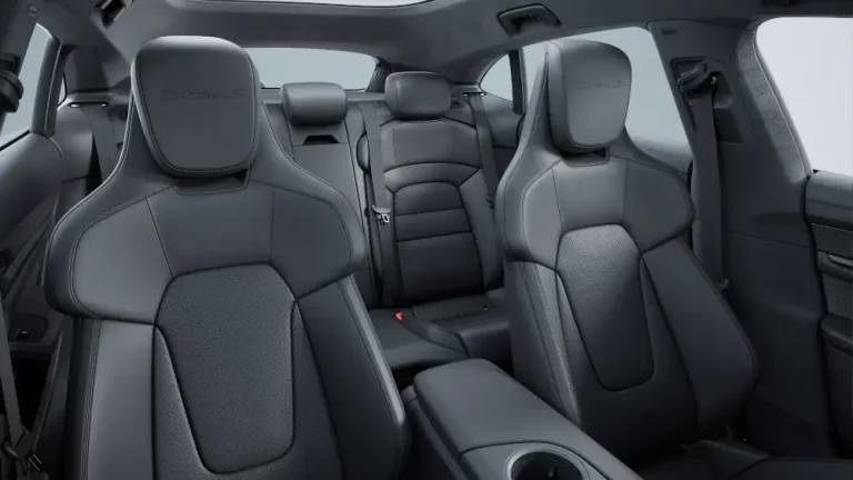 Porsche_Taycan_Turbo_S_Cross_Turismo_2026_AB_Lease_07