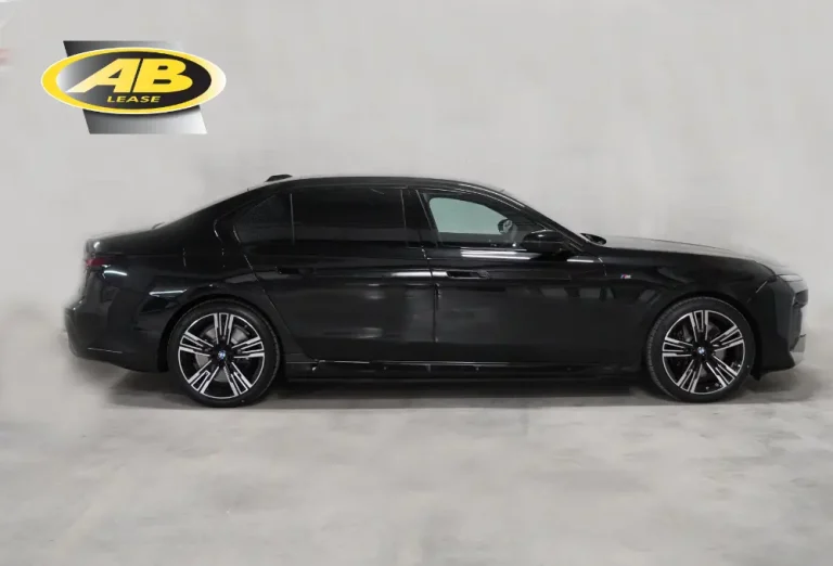 2_BMW_2023_I7_xDrive60_AB_Lease_M_Sport