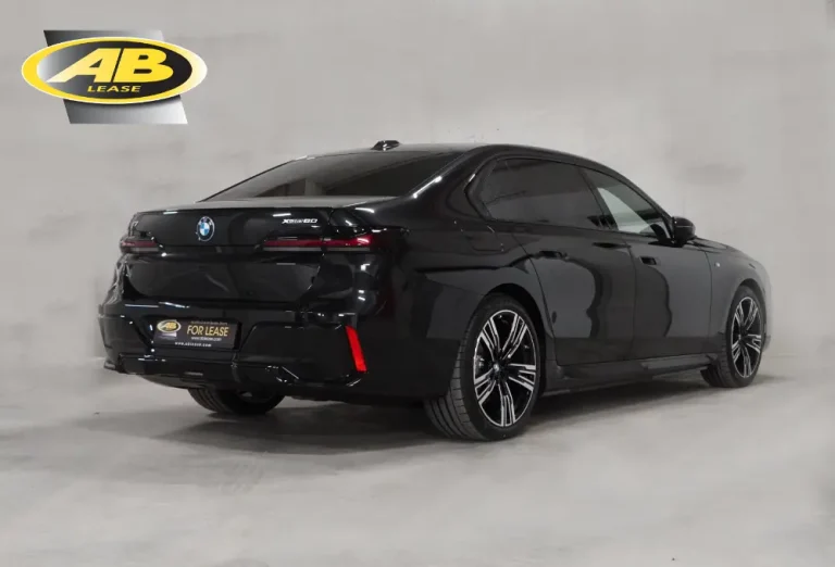 3_BMW_2023_I7_xDrive60_AB_Lease_M_Sport