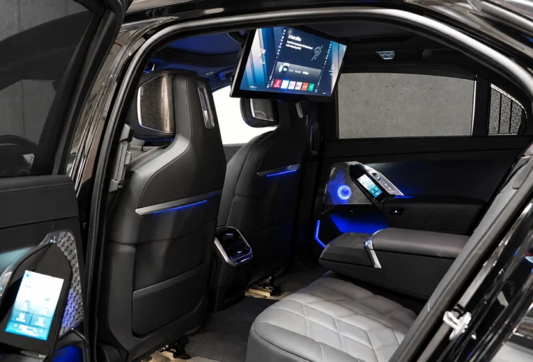 62_BMW_2023_I7_xDrive60_AB_Lease_M_Sport_FIRE_TV_AMAZON_PANORAMIC_ROOF_SKY_LOUNGE