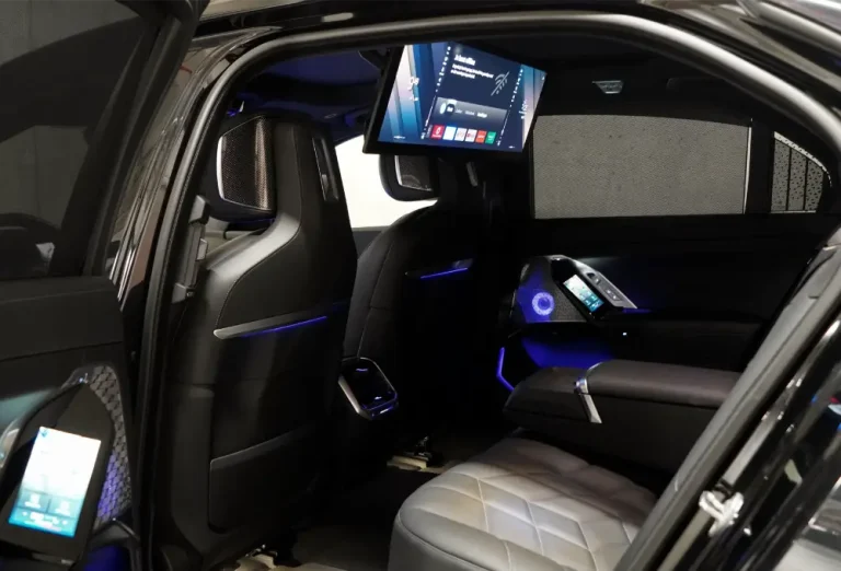 62_BMW_2023_I7_xDrive60_AB_Lease_M_Sport_FIRE_TV_AMAZON_PANORAMIC_ROOF_SKY_LOUNGE