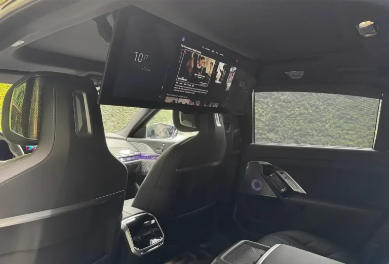 73_BMW_2023_I7_xDrive60_AB_Lease_M_Sport_FIRE_TV_AMAZON_PANORAMIC_ROOF_SKY_LOUNGE