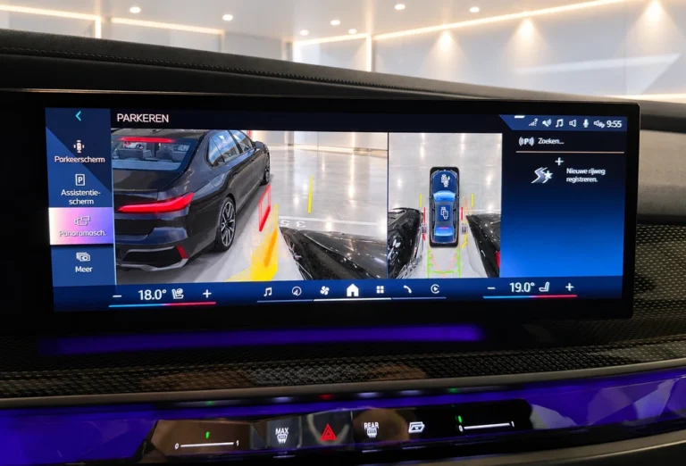 77_BMW_2023_I7_xDrive60_AB_Lease_M_Sport_FIRE_TV_AMAZON_PANORAMIC_ROOF_SKY_LOUNGE