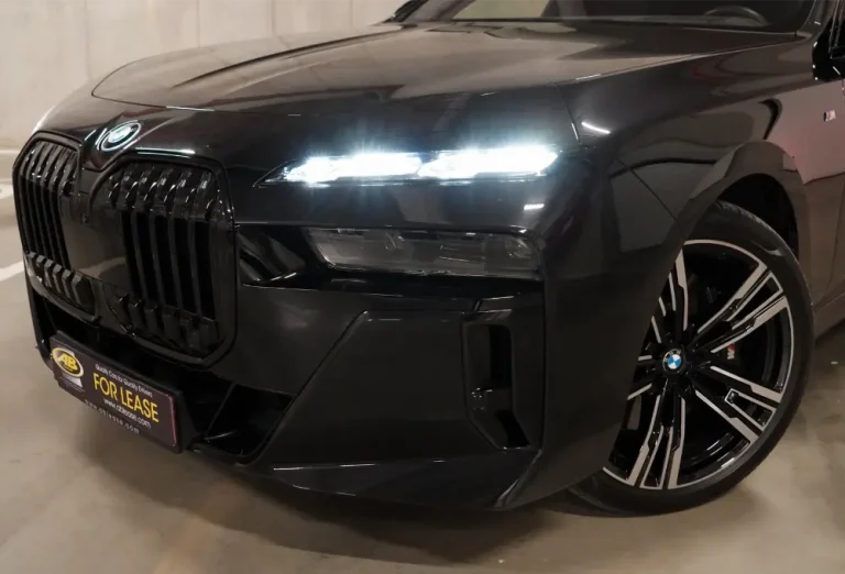 82_BMW_2023_I7_xDrive60_AB_Lease_M_Sport_FIRE_TV_AMAZON_PANORAMIC_ROOF_SKY_LOUNGE