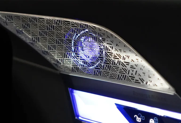 85_BMW_2023_I7_xDrive60_AB_Lease_M_Sport_FIRE_TV_AMAZON_PANORAMIC_ROOF_SKY_LOUNGE