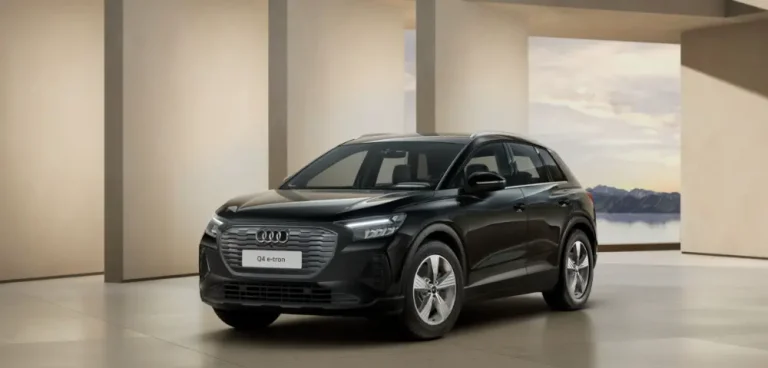 00_AB_LEASE_AUDI_Q4_e_tron_Attraction