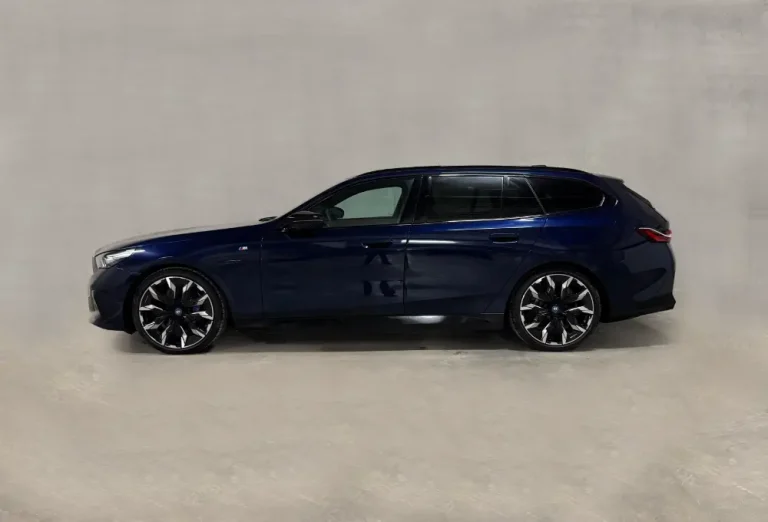 02_AB_Lease_BMW_i5_M60_xDrive_Touring