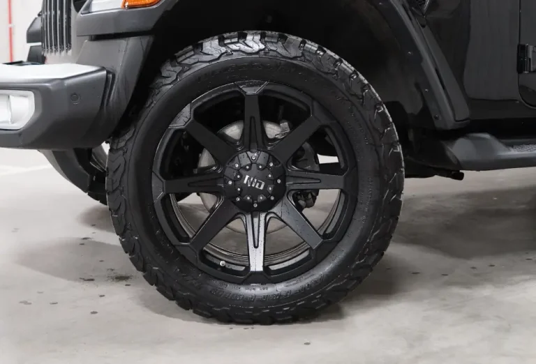 03_ab_lease_Jeep_Wrangler_Sahara_4xe_plug_in_hybrid