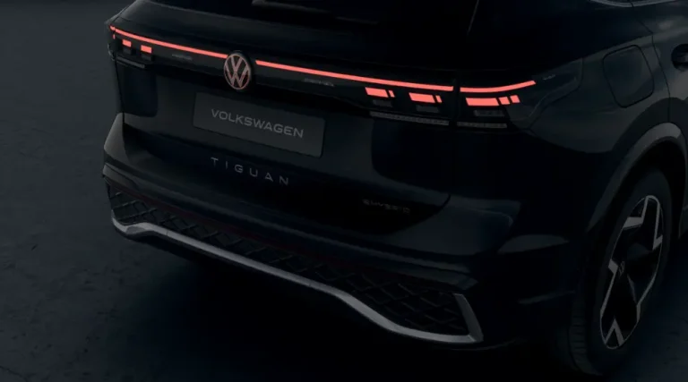 05_AB_Lease_Volkswagen_VW_Tiguan_R-Line_15_TSI_eHybrid