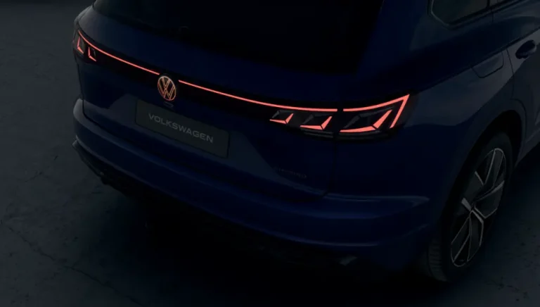 05_AB_Lease_Volkswagen_VW_Touareg_R_Final_Edition_V6_TSI_eHybrid_4Motion_250_Kw