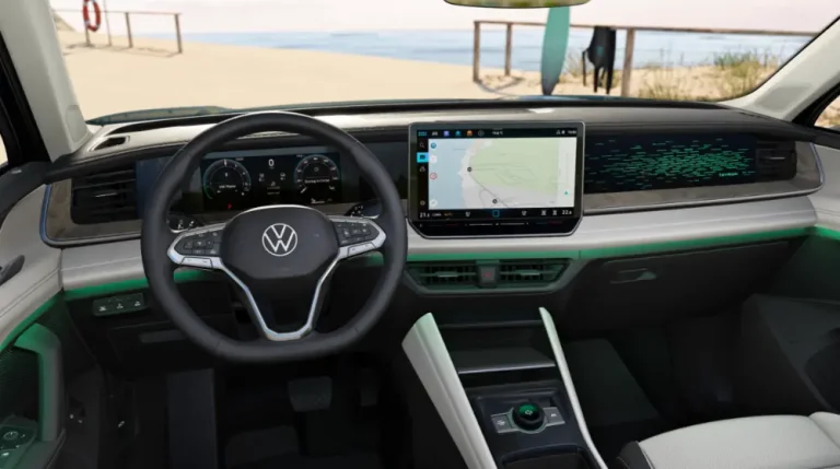 08_AB_Lease_Volkswagen_VW_Tayron_Elegance_15_TSI_eHybrid