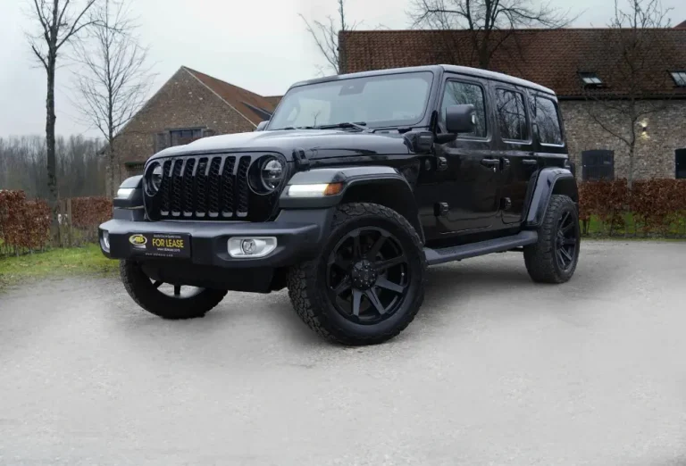 13_ab_lease_Jeep_Wrangler_Sahara_4xe_plug_in_hybrid