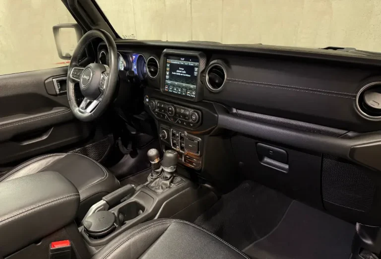 20_ab_lease_Jeep_Wrangler_Sahara_4xe_plug_in_hybrid