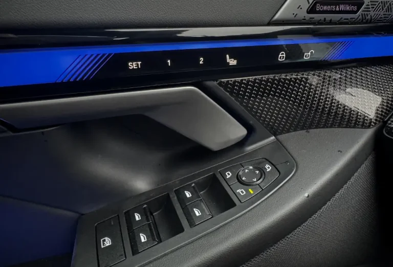 22_AB_Lease_BMW_i5_M60_xDrive_Touring