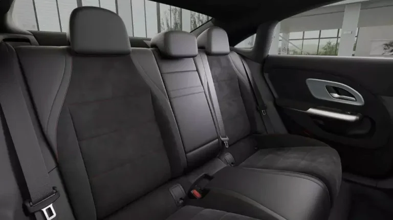 02_Mercedes_CLA_250+_Sport_Edition_AMG_Line_AB_Lease