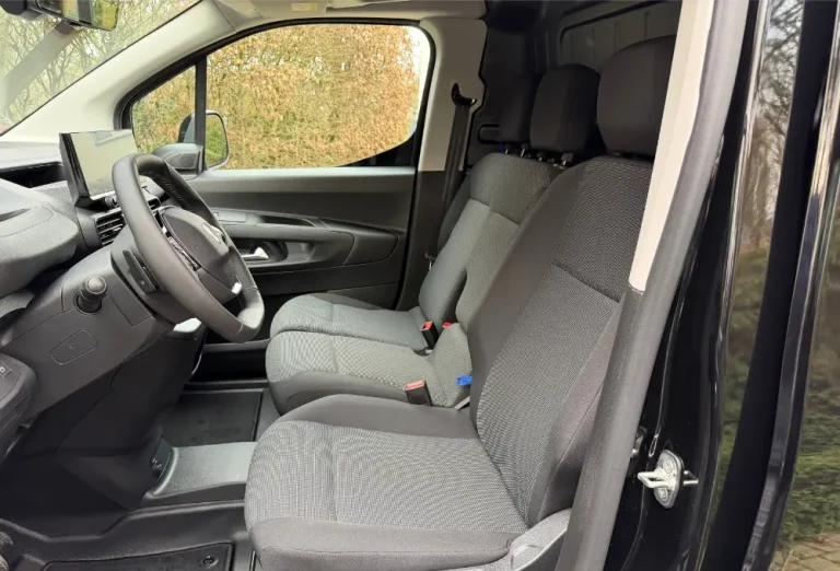 14_ab_lease_Peugeot_Partner_Standard_Light_1.5_BlueHDi_130_S&S_EAT8