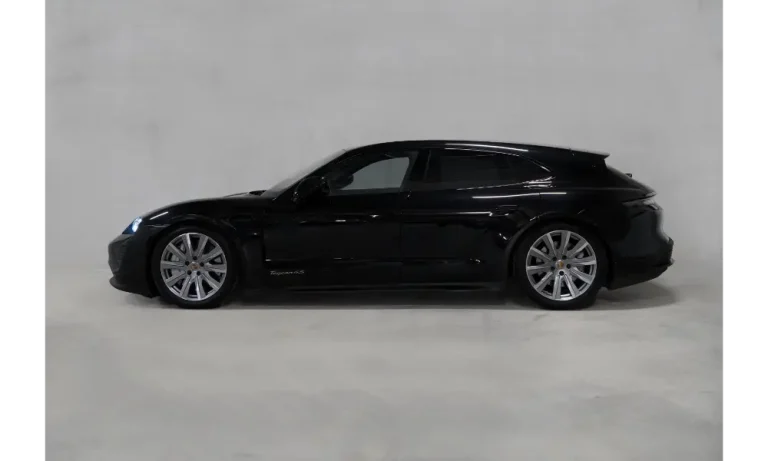 02_ab_lease_Porsche_Taycan_4S_Sport_Turismo