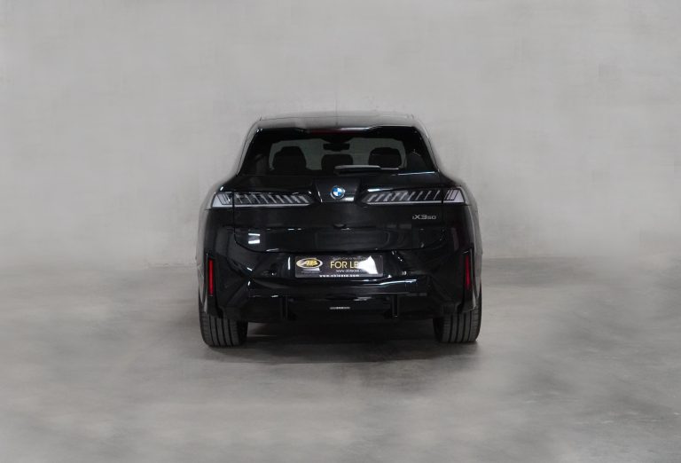 04_ab_lease_2026_BMW_i_X3_50_xDrive_Saphirschwarz_Die_Neue_Klasse