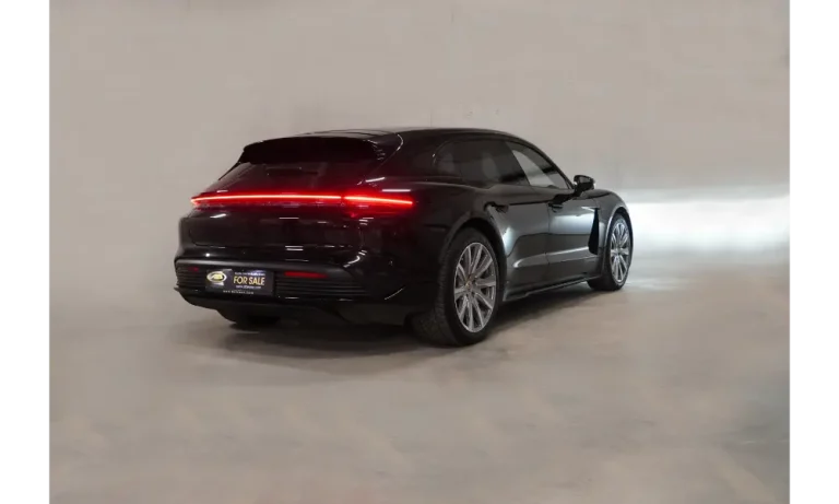 05_ab_lease_Porsche_Taycan_4S_Sport_Turismo