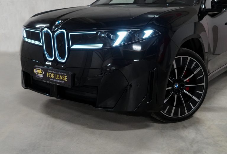 09_ab_lease_2026_BMW_i_X3_50_xDrive_Saphirschwarz_Die_Neue_Klasse