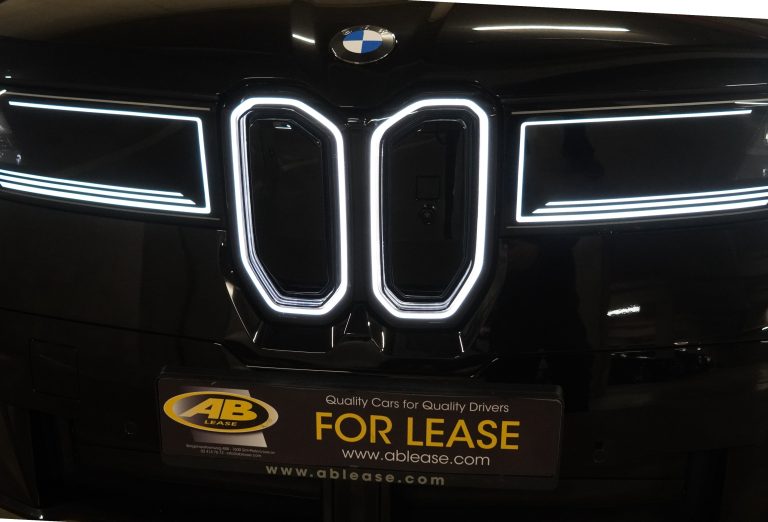 11_ab_lease_2026_BMW_i_X3_50_xDrive_Saphirschwarz_Die_Neue_Klasse