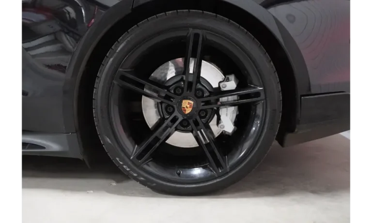 17_ab_lease_Porsche_Taycan_4S_Sport_Turismo