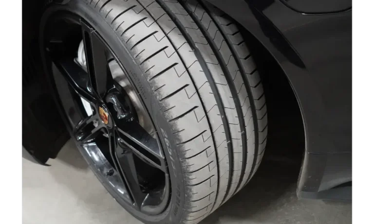 18_ab_lease_Porsche_Taycan_4S_Sport_Turismo