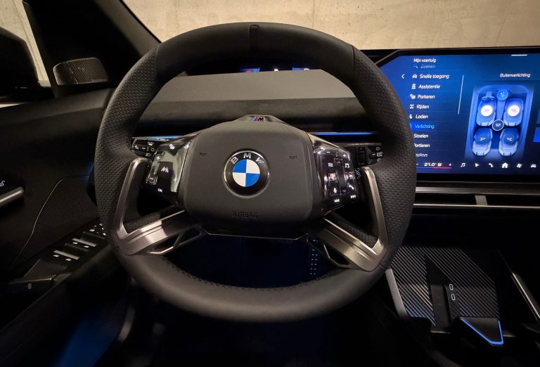 22_ab_lease_2026_BMW_i_X3_50_xDrive_Saphirschwarz_Die_Neue_Klasse