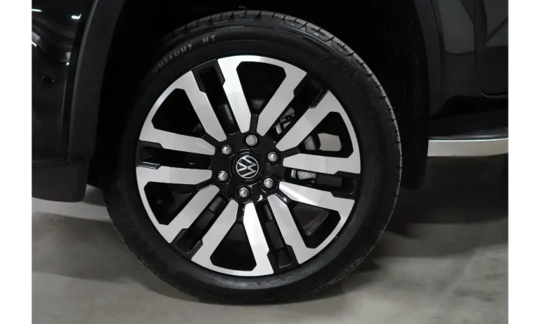01_ab_lease_Volkswagen_VW_Amarok_Aventura_TDI_240HP_10v_Auto_4x4_Permanent