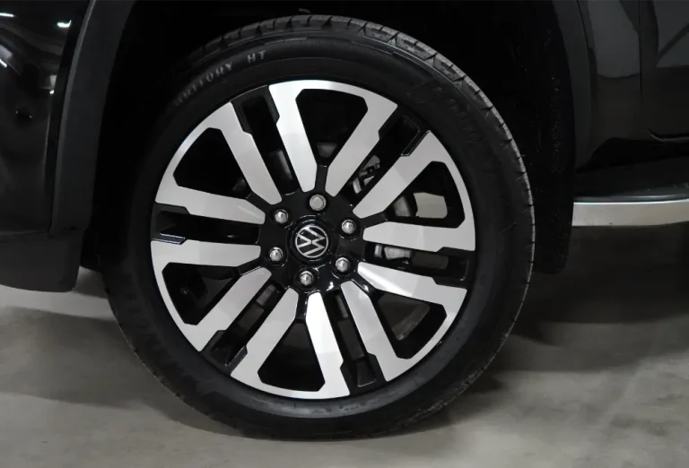 01_ab_lease_Volkswagen_VW_Amarok_Aventura_TDI_240HP_10v_Auto_4x4_Permanent
