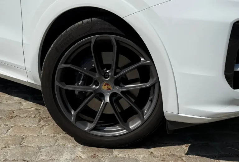 102_ab_lease_Porsche_Cayenne_E-Hybrid_Coupé
