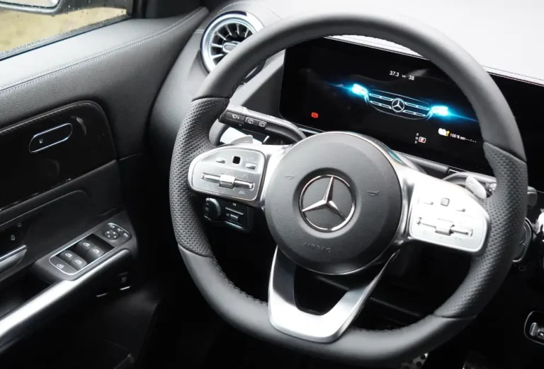 ab_lease_mercedes_gla_250e_amg_zilver_2023_12